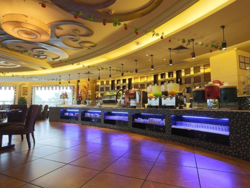 Hua Xia Pearl Hotel Фошань Экстерьер фото